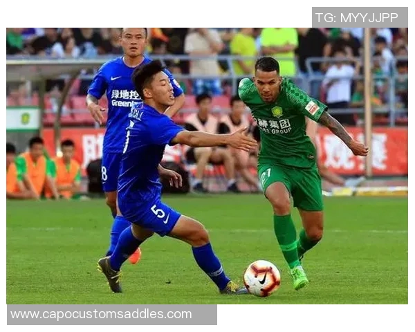 上海足球队以71分领跑世界锦标赛积分榜展现强劲实力