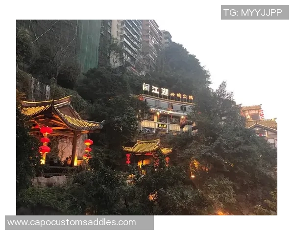 成都与重庆足球队的赛后复盘分析及战术意识探讨