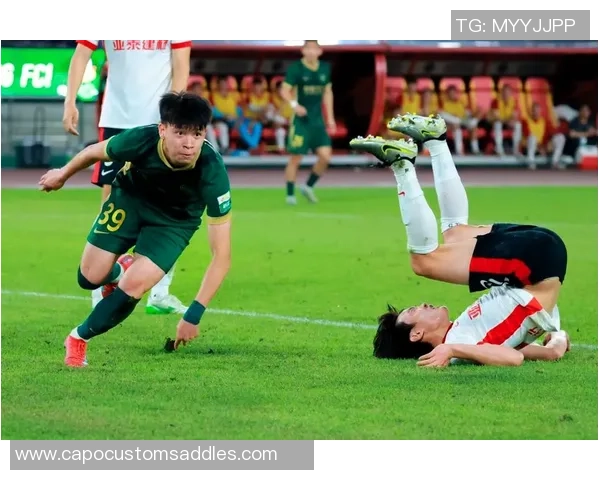 热议足球:杭州足球队的团队协作变革_1